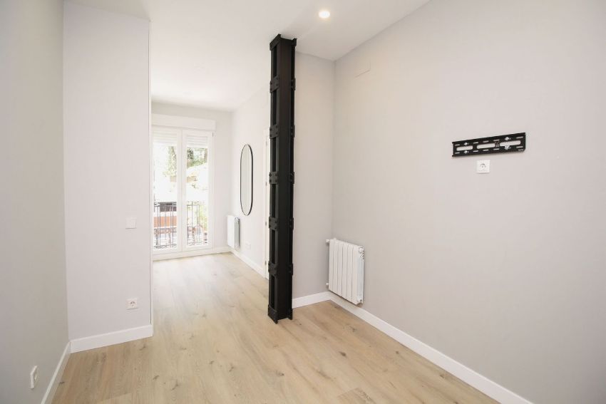 Apartment à Madrid, Espagne 2 chambres, 69 m2 No. 76228