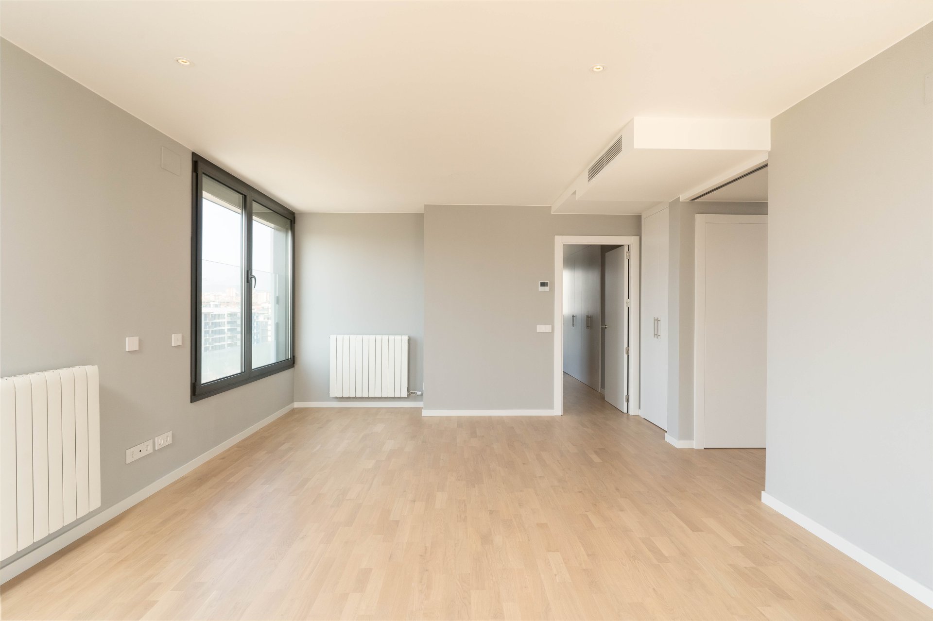 Huoneisto Badalona, Barcelona, Espanja 4 makuuhuonetta,  No. 141284