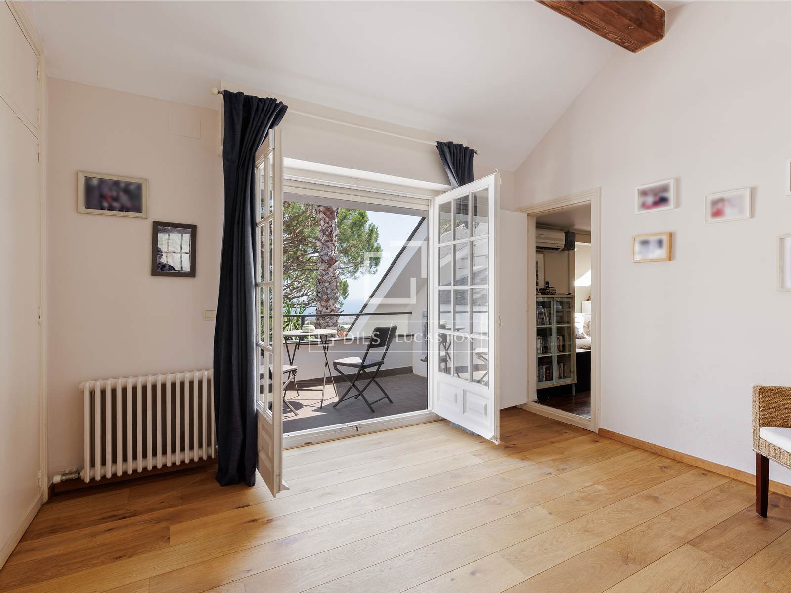 Villa i Cabrera de Mar, Barcelona, Spanien 6 sovrum, 600 kvm. Nr. 150341