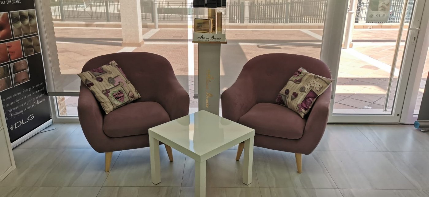 Komerciāls īpašums La Zenia, Alicante, Spānijā Nr. 165007