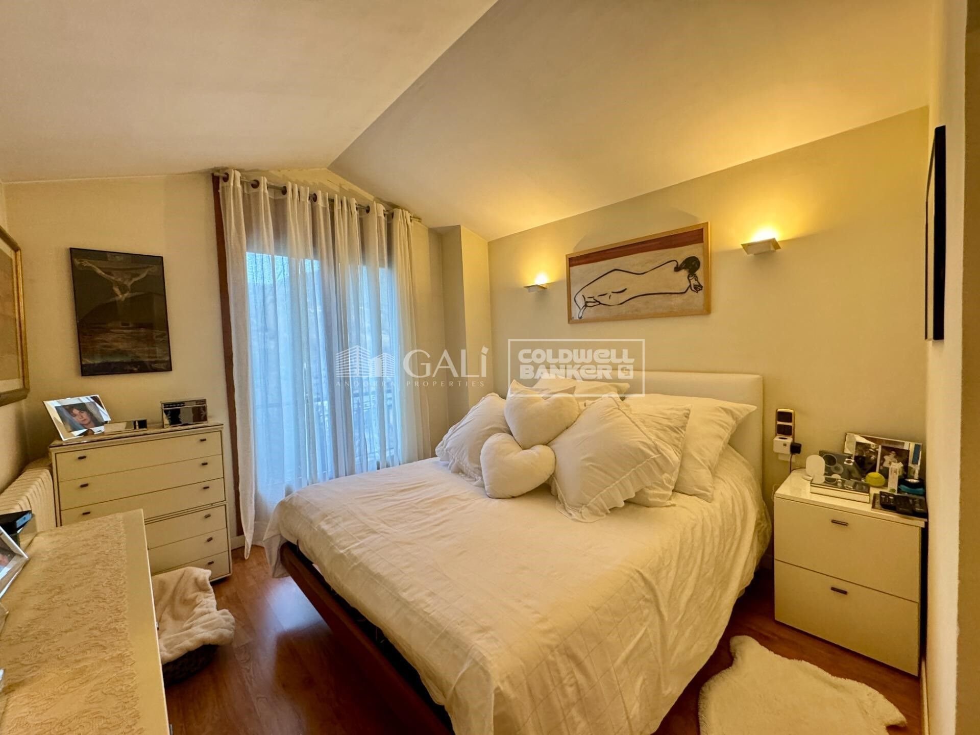 Māja Principado De Andorra (Ninguna Poblacion Tiene C.P.), Lleida, Spānijā 4 istabas, 384 m2 Nr. 160183