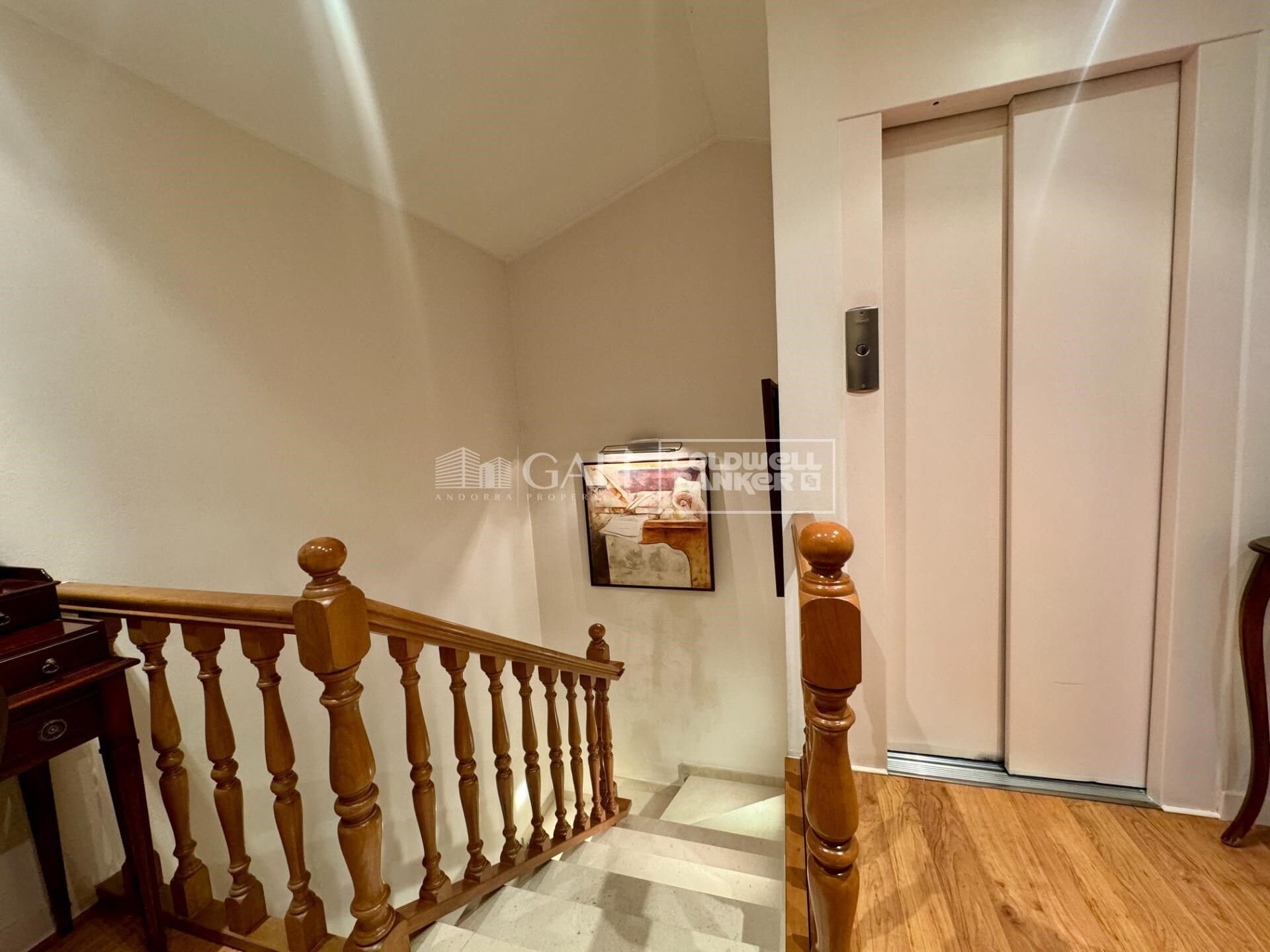 Māja Principado De Andorra (Ninguna Poblacion Tiene C.P.), Lleida, Spānijā 4 istabas, 384 m2 Nr. 160183
