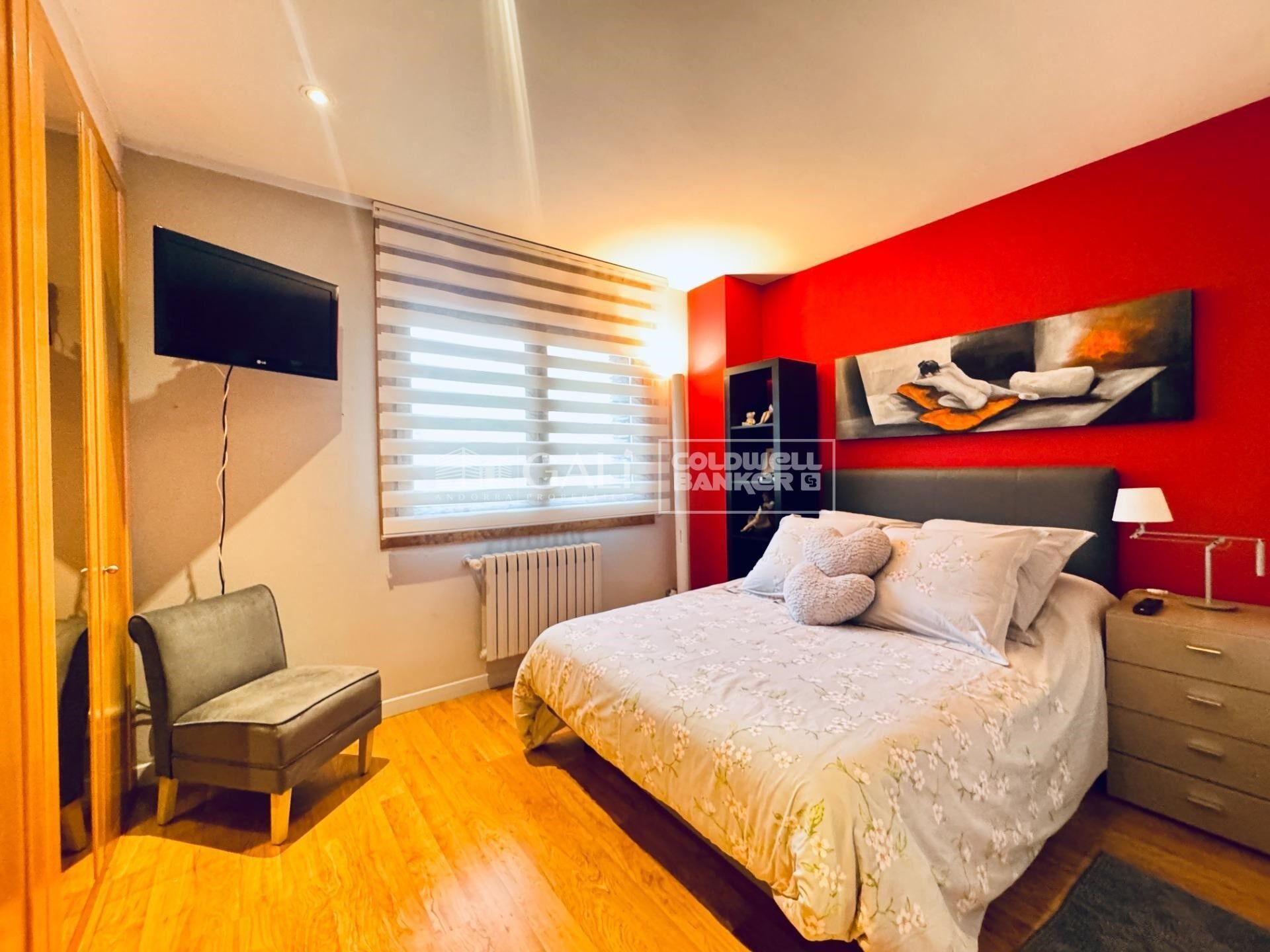 Māja Principado De Andorra (Ninguna Poblacion Tiene C.P.), Lleida, Spānijā 4 istabas, 384 m2 Nr. 160183