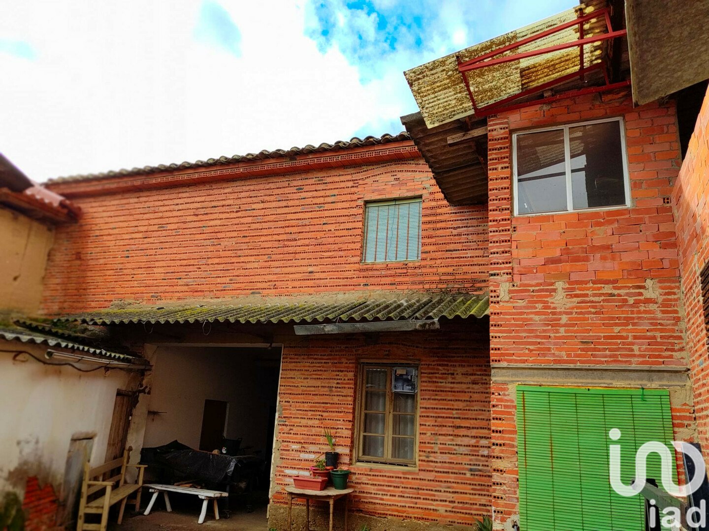 Сasa en León, España 6 dormitorios, 354 m2 No. 186174