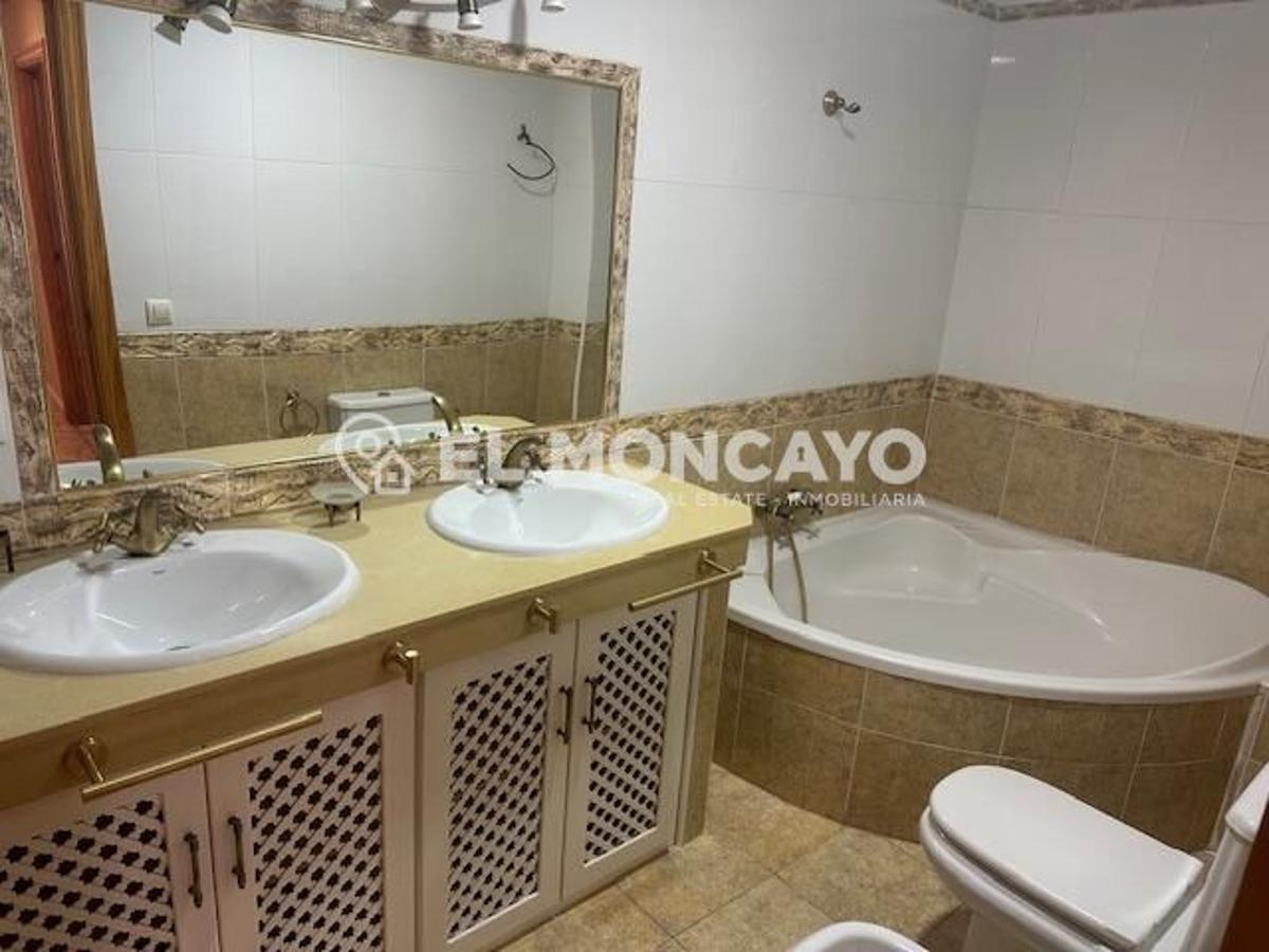 Квартира в Торревьеха, Аликанте, Испания 3 спальни, 128м2 №148985