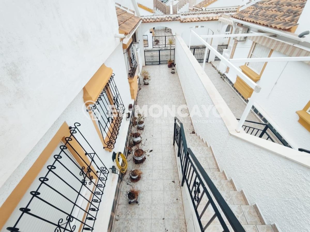 House à Guardamar del Segura, Alicante, Espagne 3 chambres, 71 m2 No. 148987