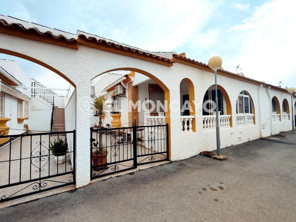House à Guardamar del Segura, Alicante, Espagne 3 chambres, 71 m2 No. 148987