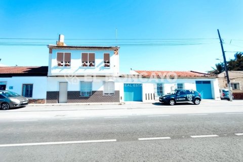Hus i Almoradi, Alicante, Spanien 5 sovrum, 288 kvm. Nr. 148986