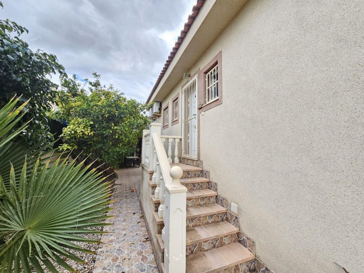 Villa i Benijofar, Alicante, Spanien 4 sovrum, 175 kvm. Nr. 148989