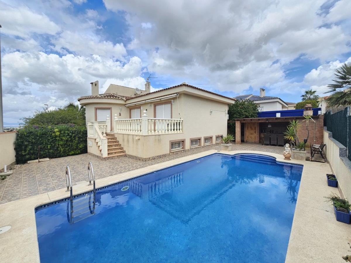 Villa i Benijofar, Alicante, Spanien 4 sovrum, 175 kvm. Nr. 148989