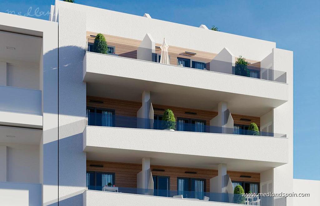 Huoneisto Torrevieja, Alicante, Espanja 3 makuuhuonetta, 109 m2 No. 178061