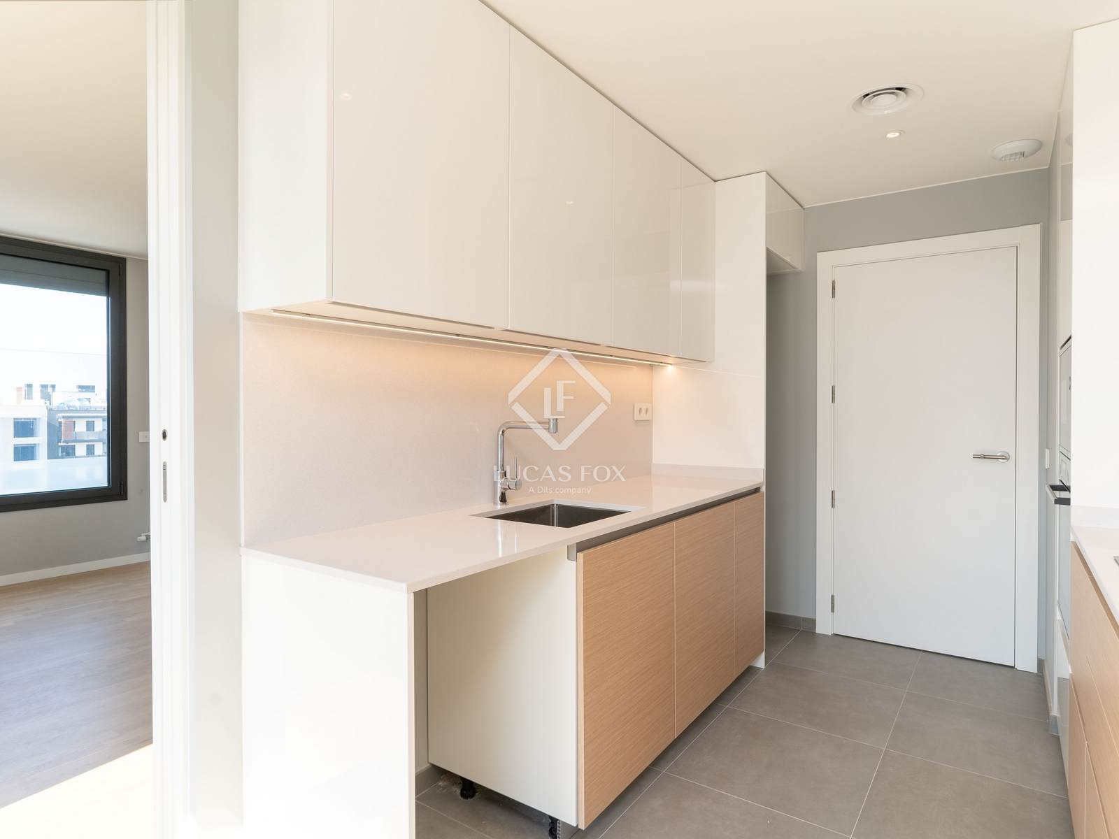 Apartament w Barcelona, Hiszpania 4 sypialnie, 128 mkw. nr 150715