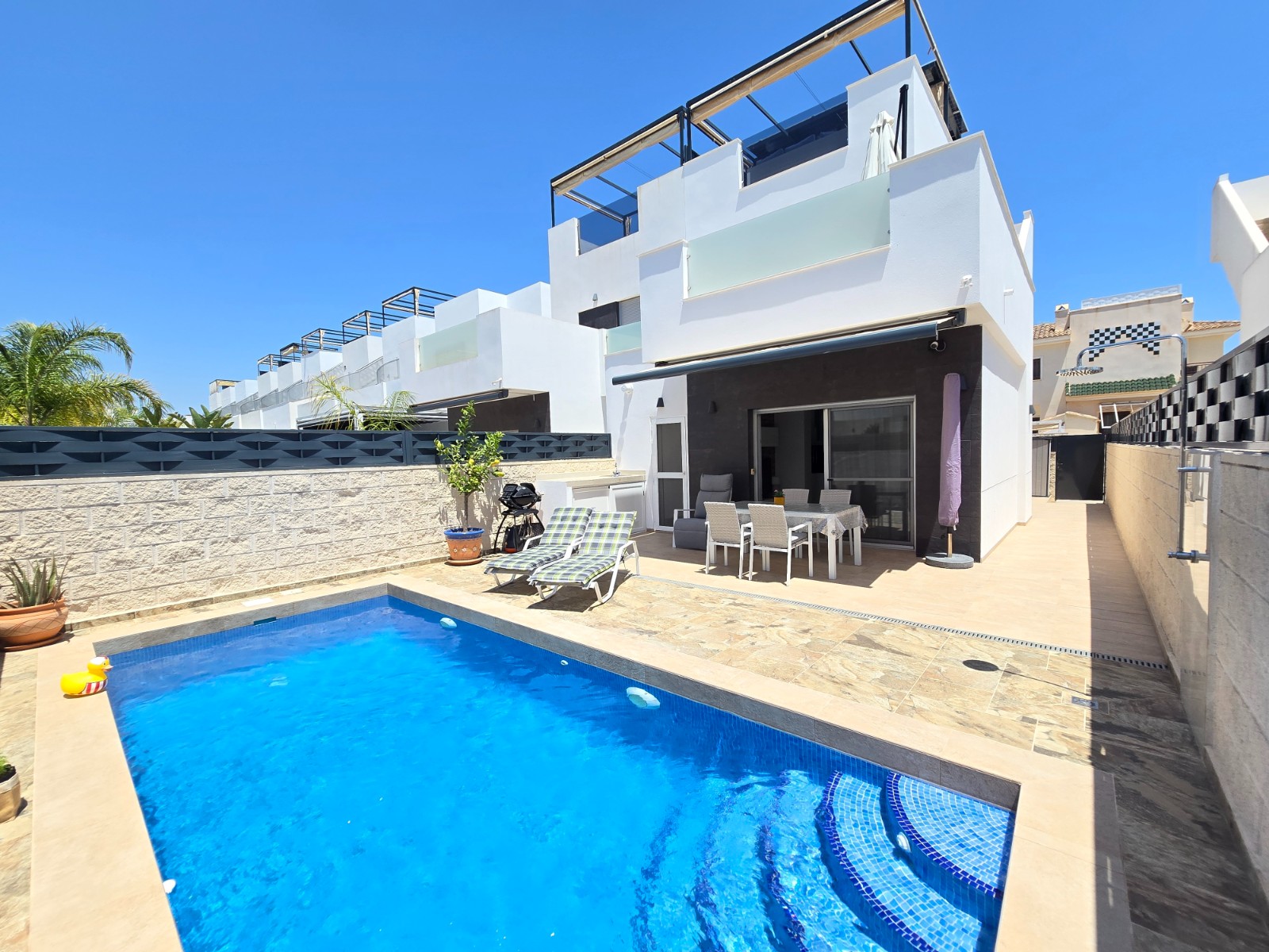 Villa à Alicante, Espagne 3 chambres, 107 m2 No. 189771
