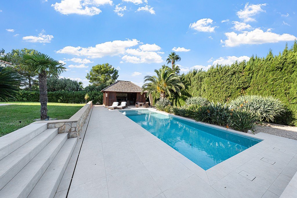 Villa in Santa Ponsa, Mallorca, Spain 4 bedrooms, 694 sq.m. No. 179856