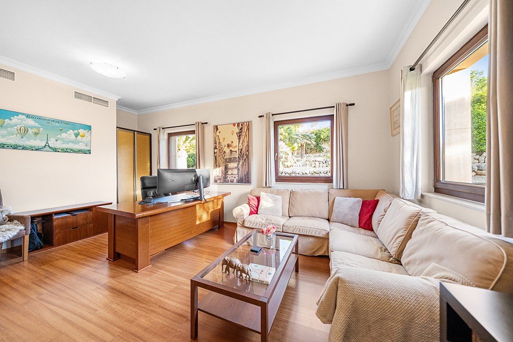Villa in Santa Ponsa, Mallorca, Spain 4 bedrooms, 694 sq.m. No. 179856
