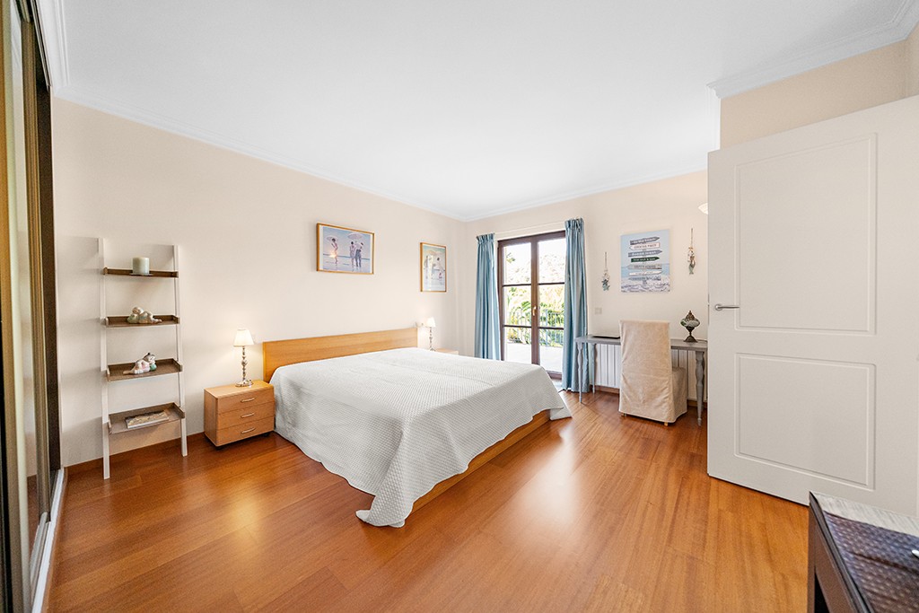 Villa in Santa Ponsa, Mallorca, Spain 4 bedrooms, 694 sq.m. No. 179856