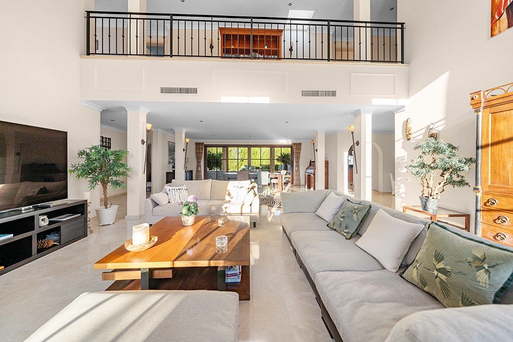Villa in Santa Ponsa, Mallorca, Spain 4 bedrooms, 694 sq.m. No. 179856