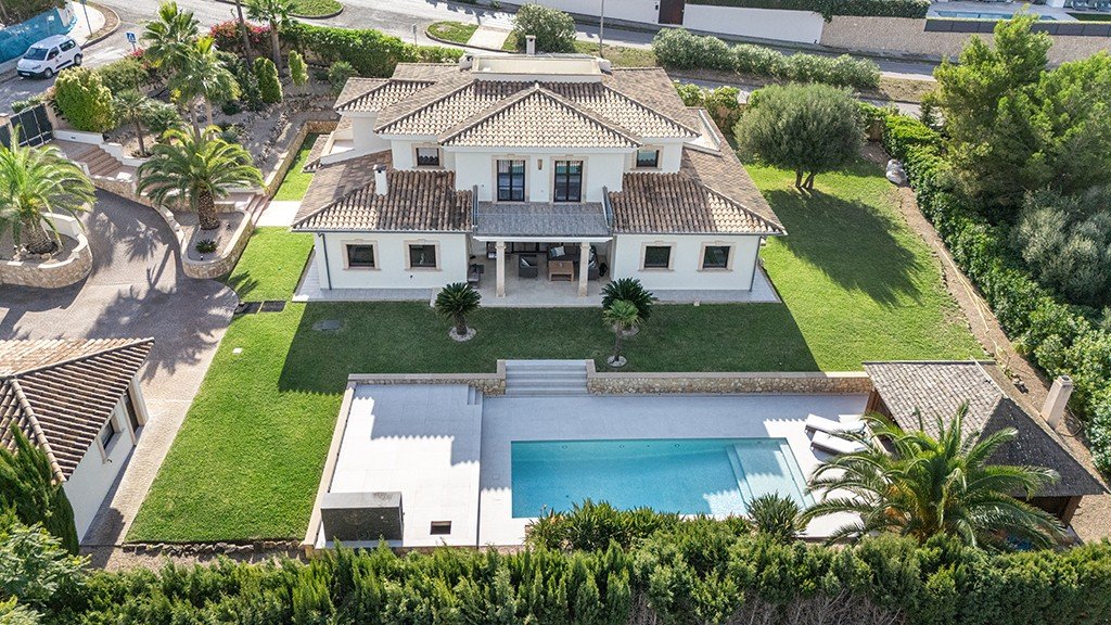 Villa in Santa Ponsa, Mallorca, Spain 4 bedrooms, 694 sq.m. No. 179856