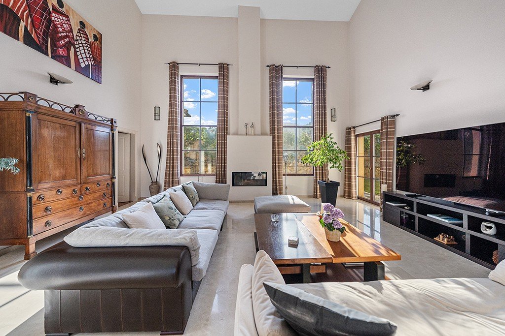 Villa in Santa Ponsa, Mallorca, Spain 4 bedrooms, 694 sq.m. No. 179856