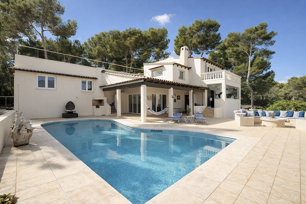 Villa en Sol De Mallorca, Mallorca, España 4 dormitorios, 242 m2 No. 179855