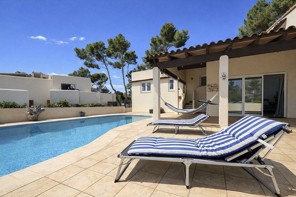 Villa en Sol De Mallorca, Mallorca, España 4 dormitorios, 242 m2 No. 179855