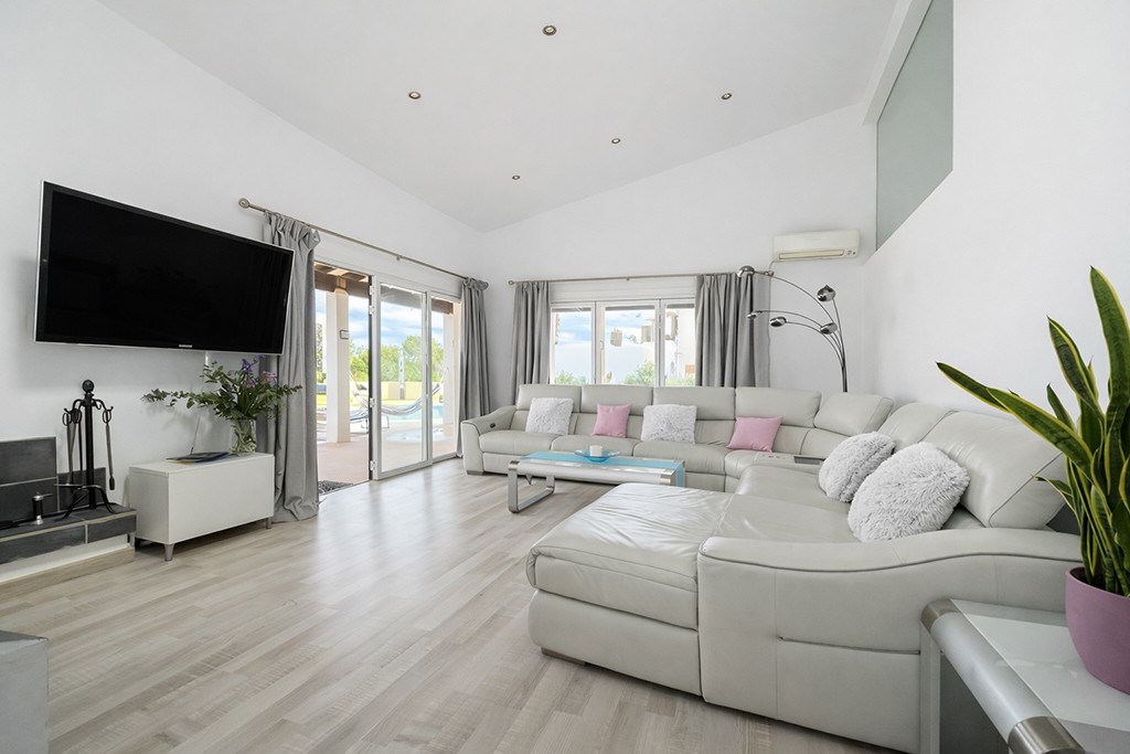 Villa en Sol De Mallorca, Mallorca, España 4 dormitorios, 242 m2 No. 179855