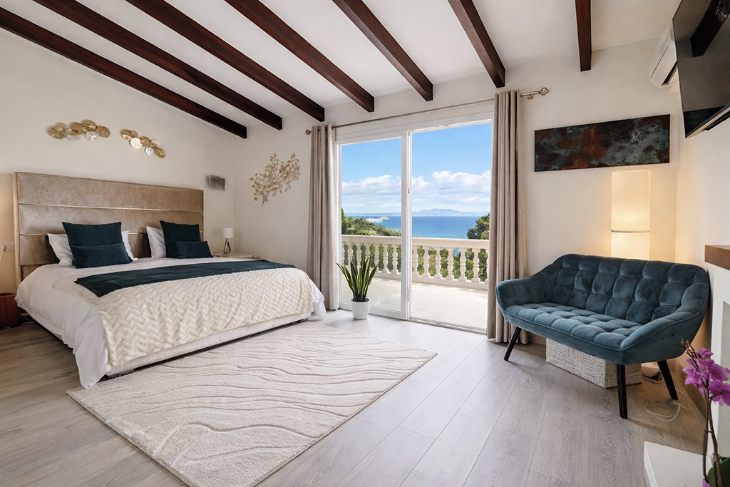 Villa en Sol De Mallorca, Mallorca, España 4 dormitorios, 242 m2 No. 179855