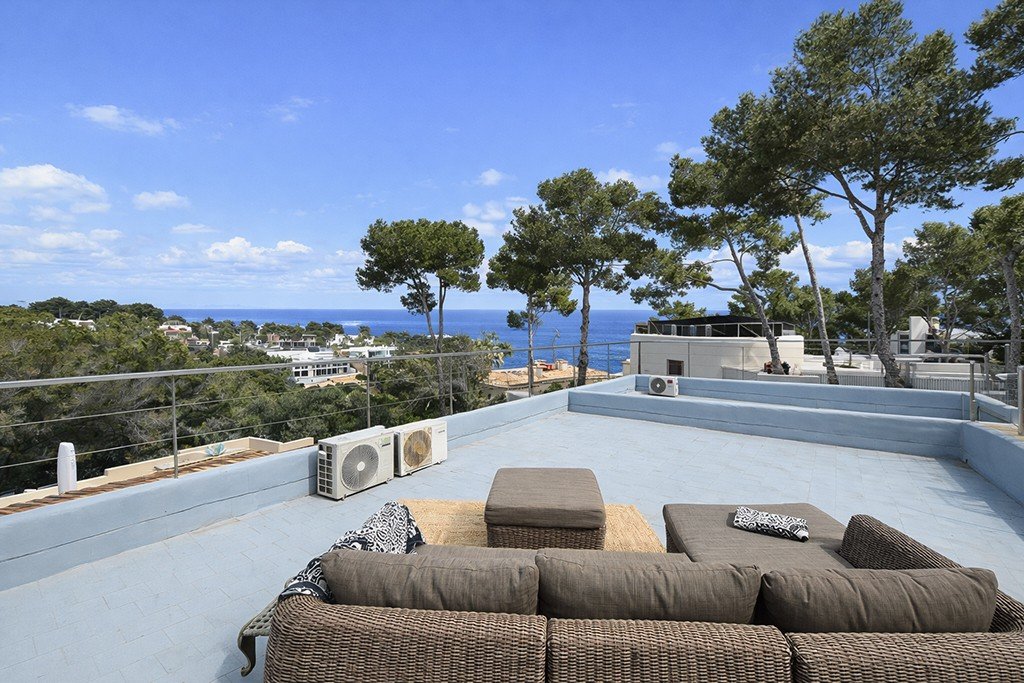 Villa en Sol De Mallorca, Mallorca, España 4 dormitorios, 242 m2 No. 179855
