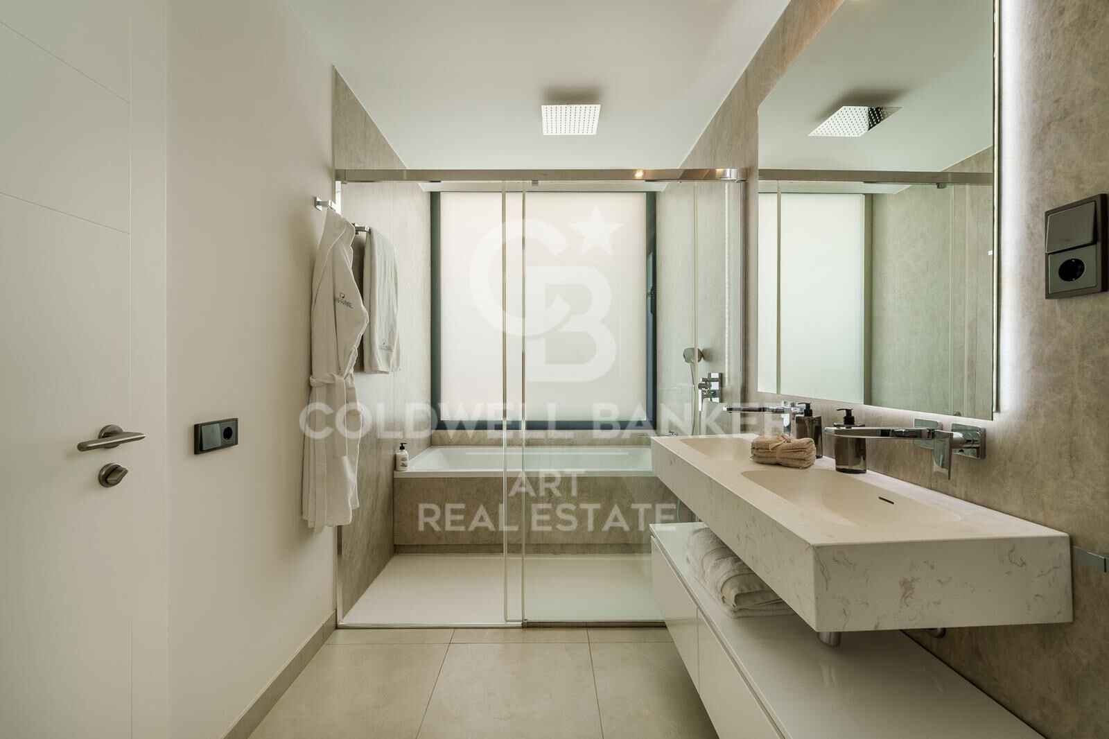 Huvila Marbella, Malaga, Espanja 5 makuuhuonetta, 297 m2 No. 158941
