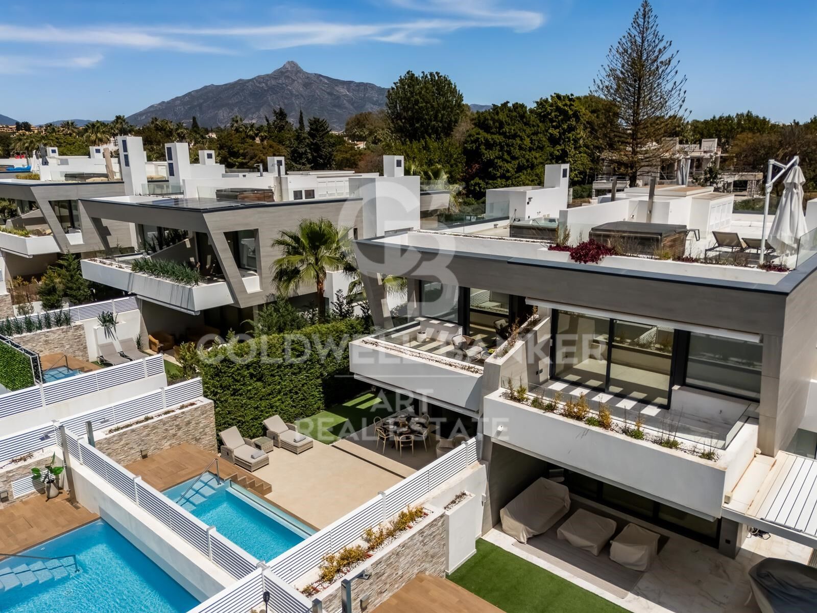 Huvila Marbella, Malaga, Espanja 5 makuuhuonetta, 297 m2 No. 158941