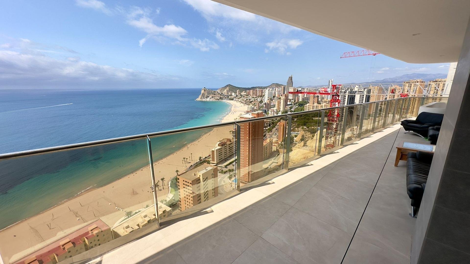Penthouse in Benidorm, Alicante, Spain 3 bedrooms, 208 sq.m. No. 165371