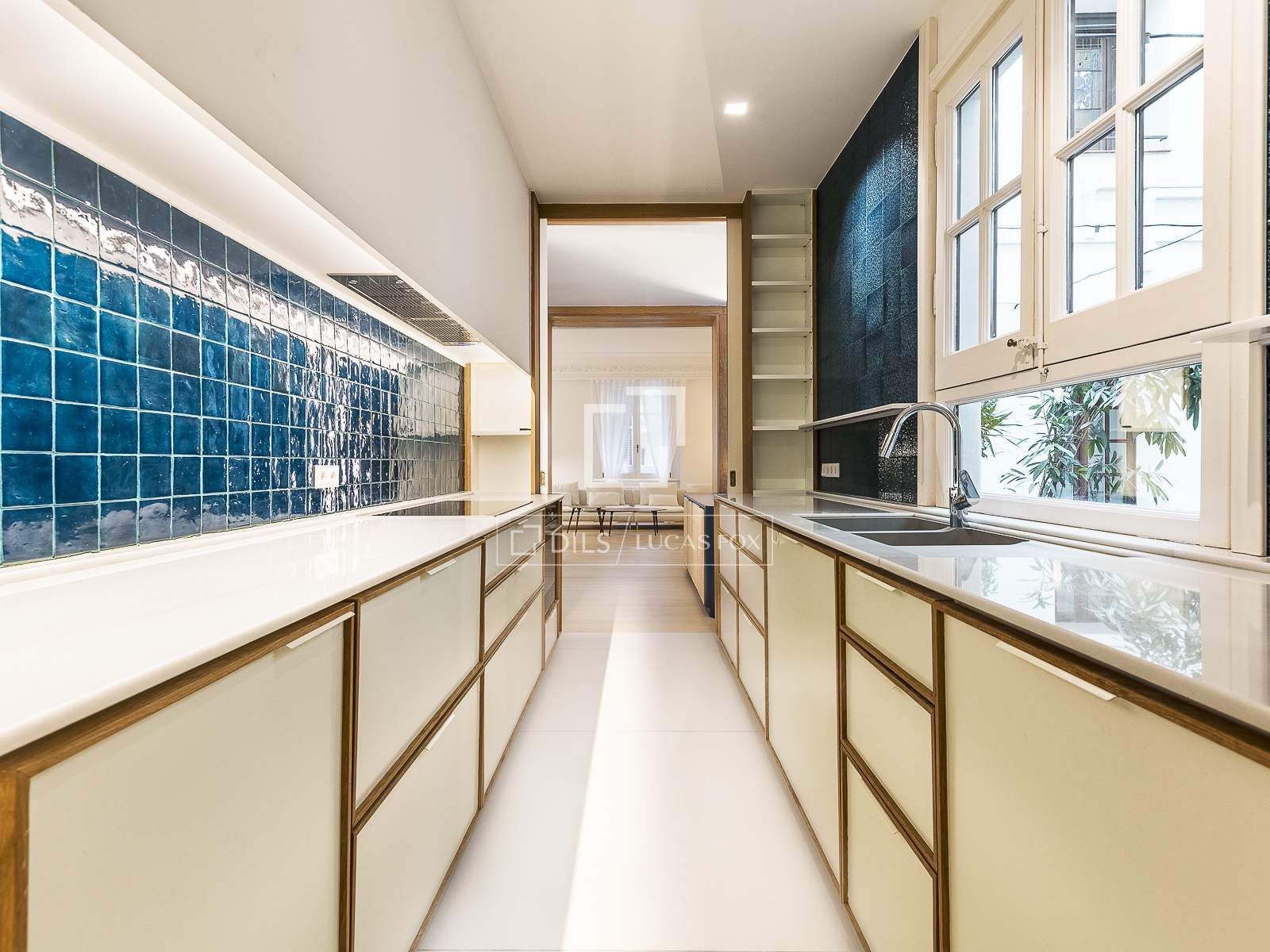 Apartment à Barcelona, Espagne 4 chambres, 253 m2 No. 150800