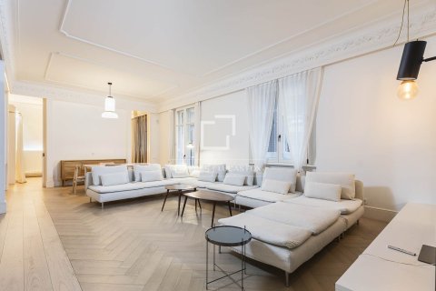 Appartamento a Barcelona, Spagna 4 camere da letto, 253 mq. N° 150800