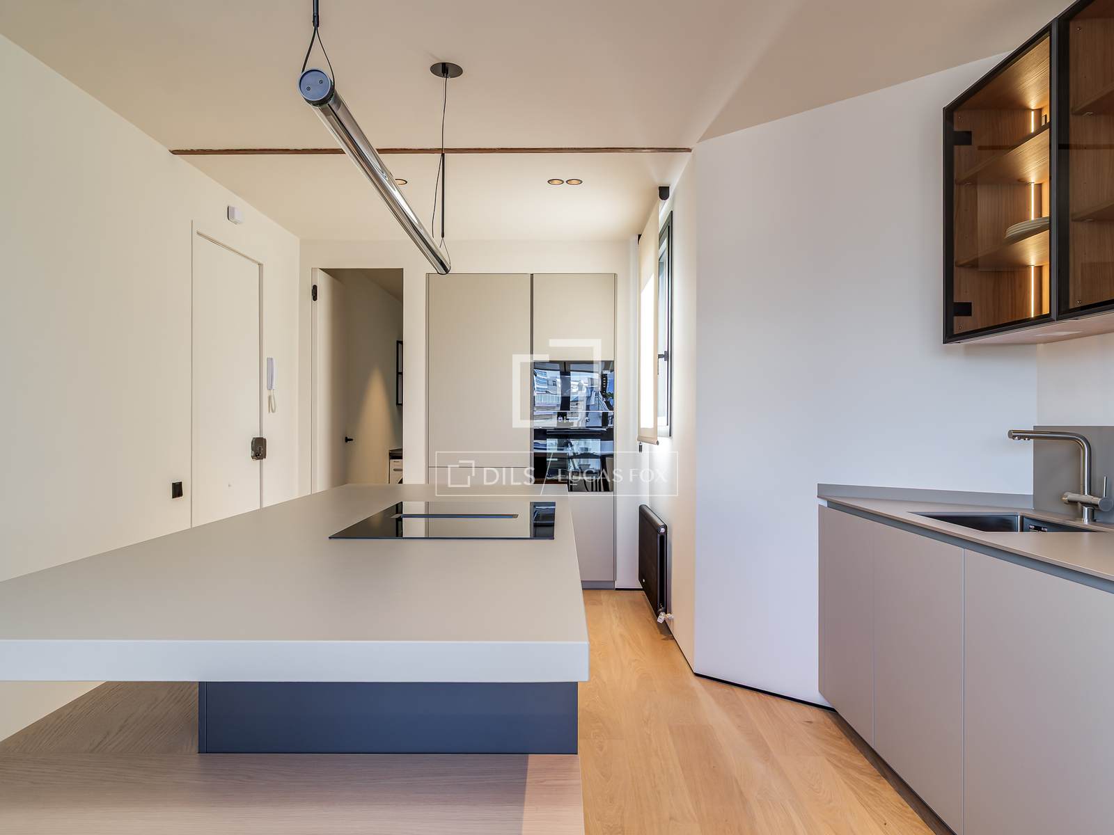 Huoneisto Barcelona, Espanja 4 makuuhuonetta, 224 m2 No. 150803
