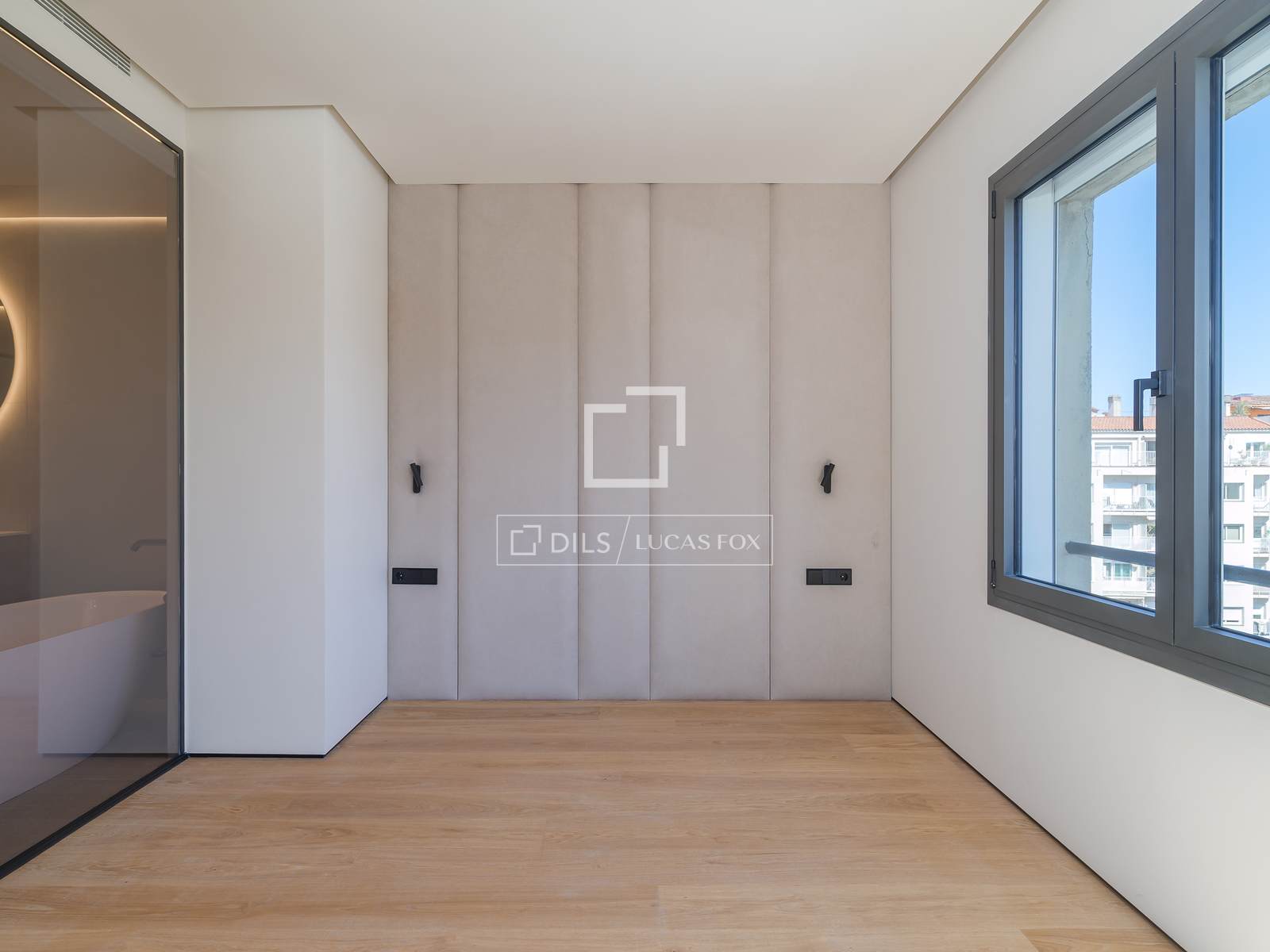 Huoneisto Barcelona, Espanja 4 makuuhuonetta, 224 m2 No. 150803