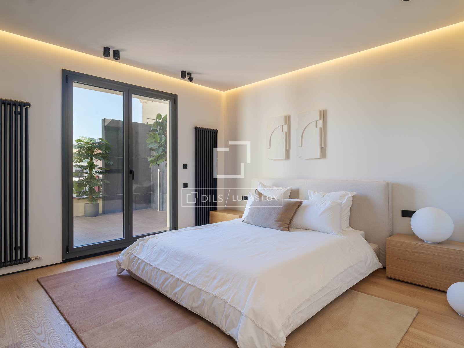 Huoneisto Barcelona, Espanja 4 makuuhuonetta, 224 m2 No. 150803