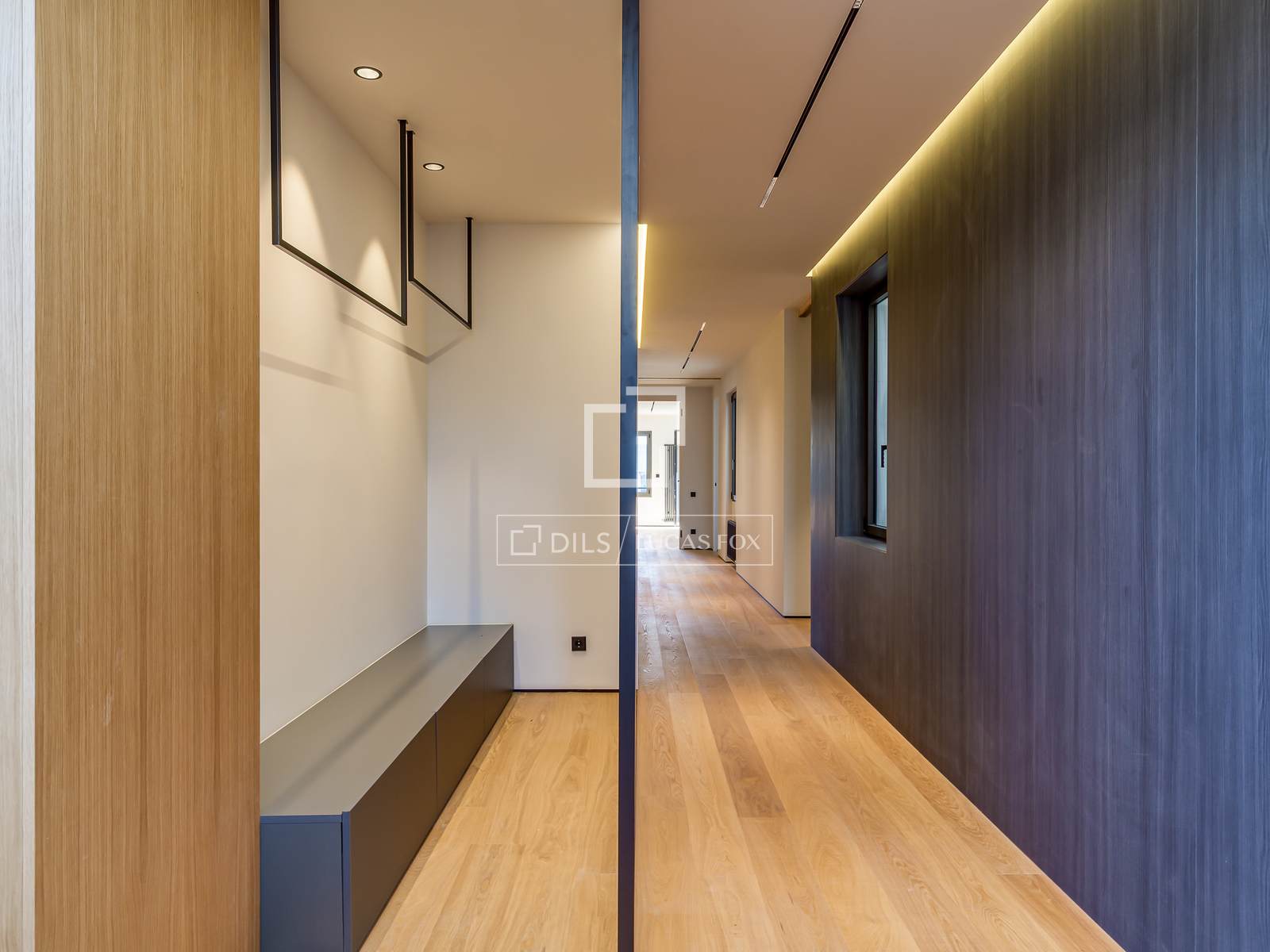 Huoneisto Barcelona, Espanja 4 makuuhuonetta, 224 m2 No. 150803