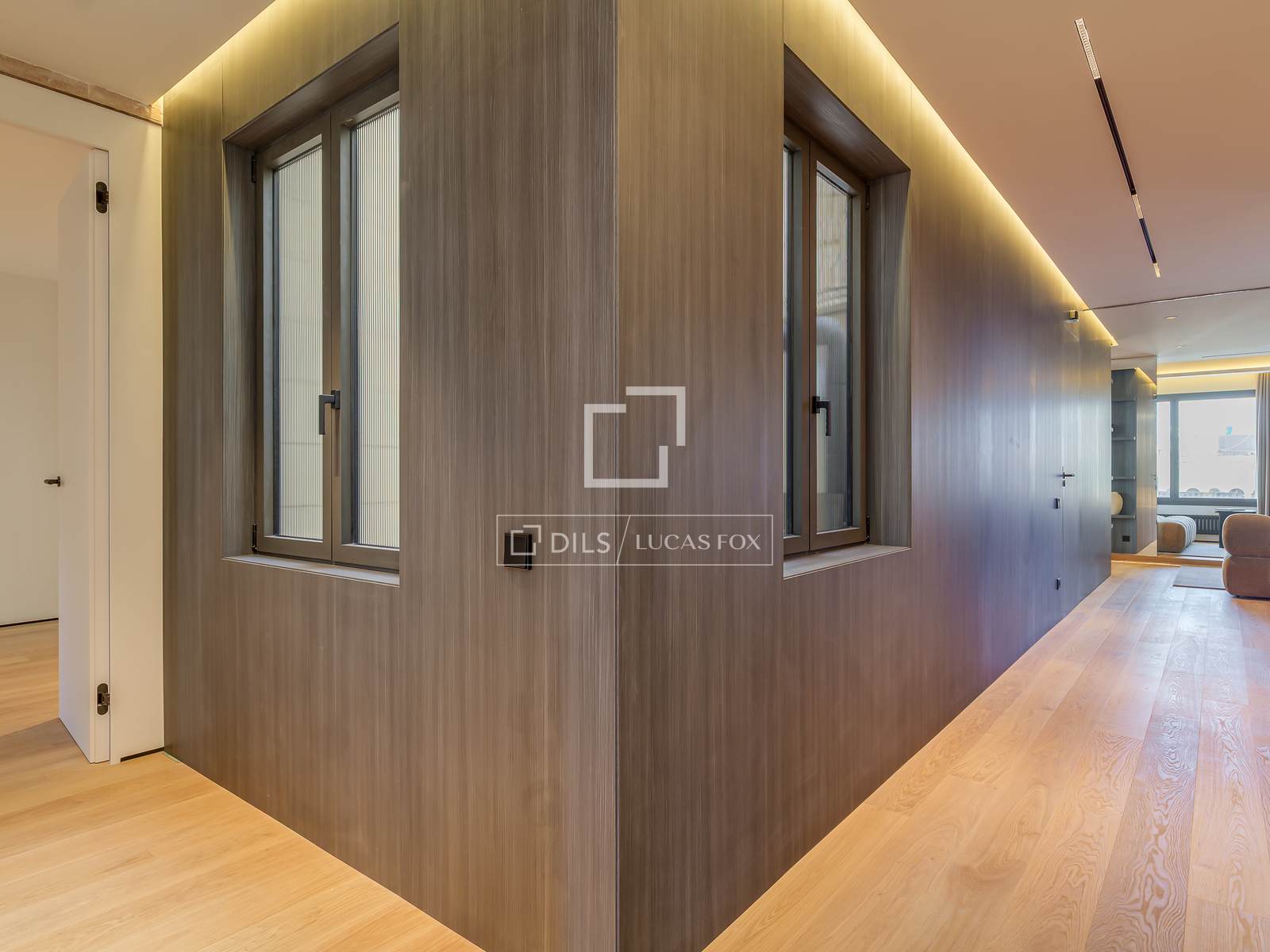 Huoneisto Barcelona, Espanja 4 makuuhuonetta, 224 m2 No. 150803