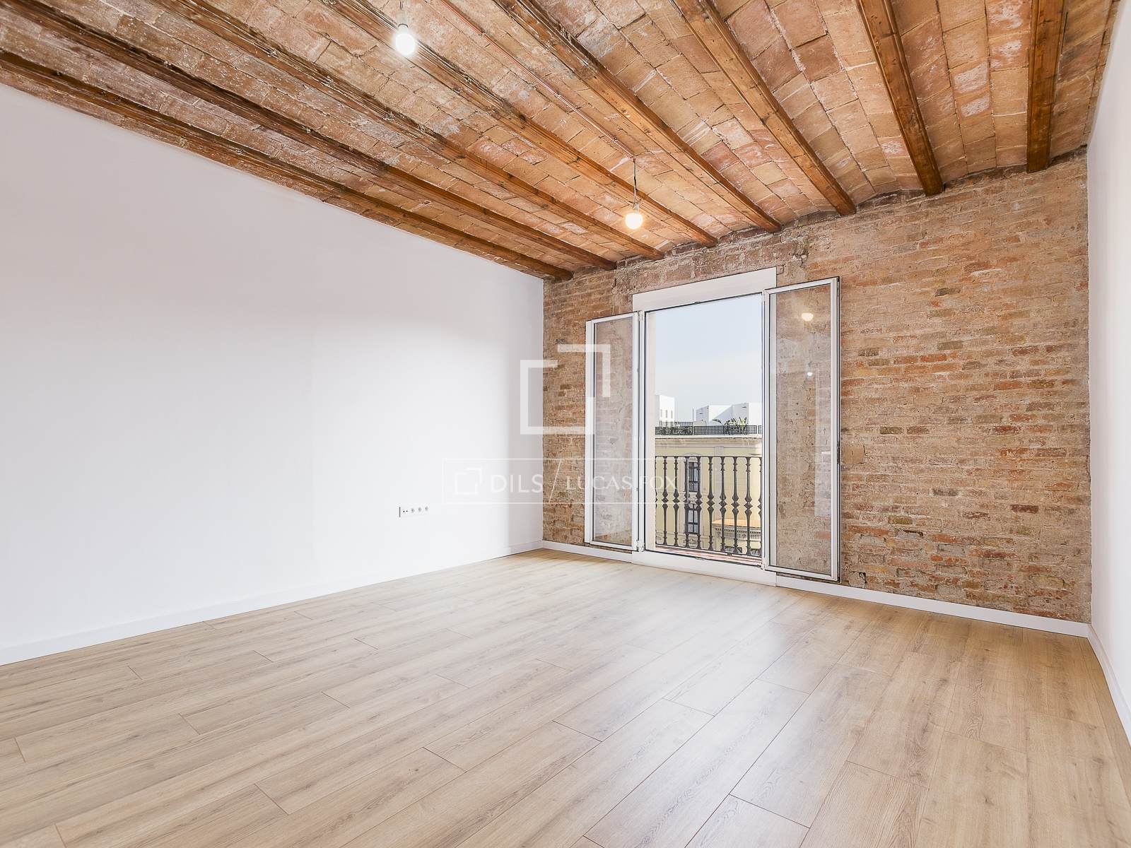 Apartament w Barcelona, Hiszpania 2 sypialnie, 80 mkw. nr 150799