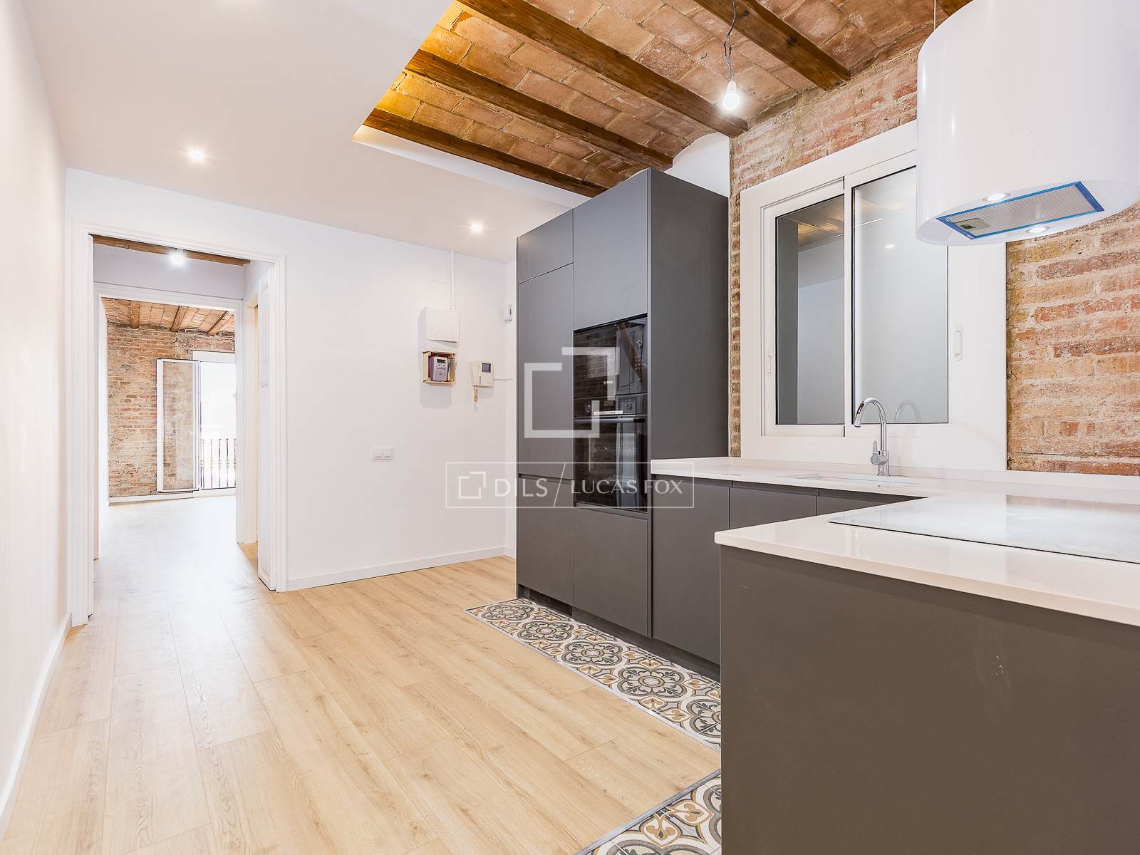 Apartament w Barcelona, Hiszpania 2 sypialnie, 80 mkw. nr 150799
