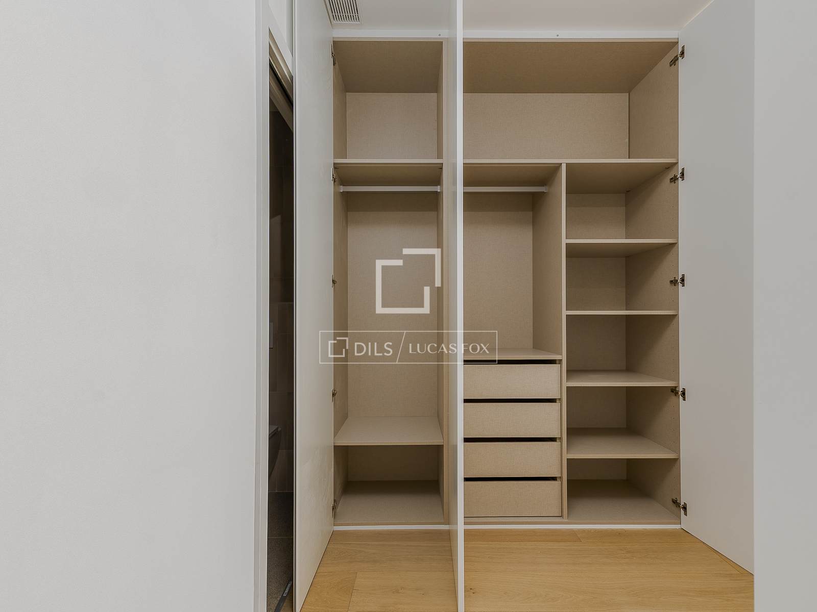 Wohnung in Barcelona, Spanien 1 Schlafzimmer, 58 m2 Nr. 150801