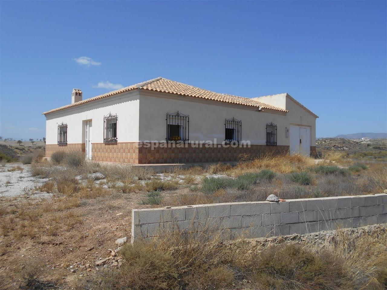 Villa i Albox, Almeria, Spanien 3 sovrum, 110 kvm. Nr. 113131