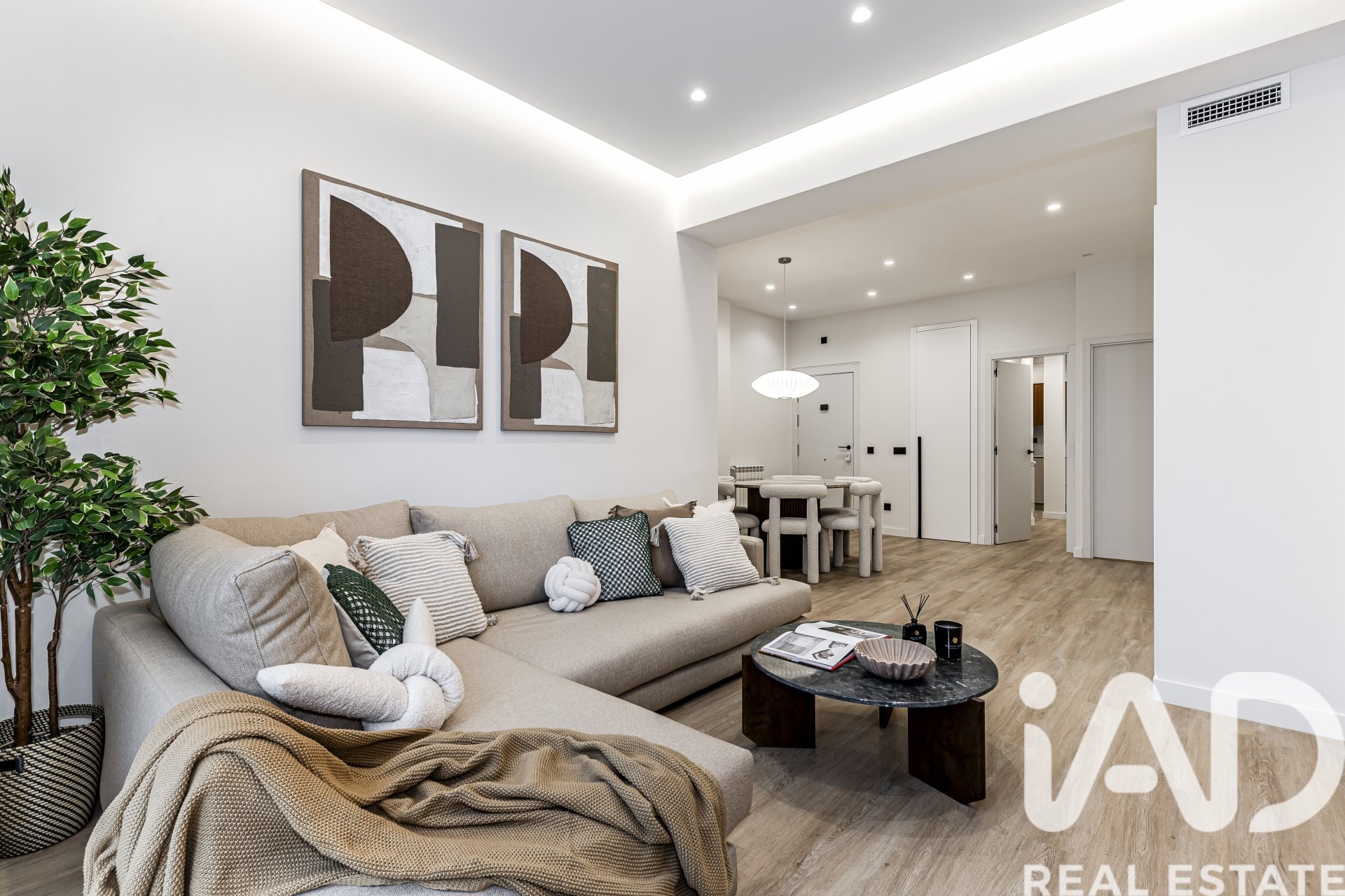 Apartment in Madrid, Spain 2 bedrooms, 113 sq.m. No. 172530
