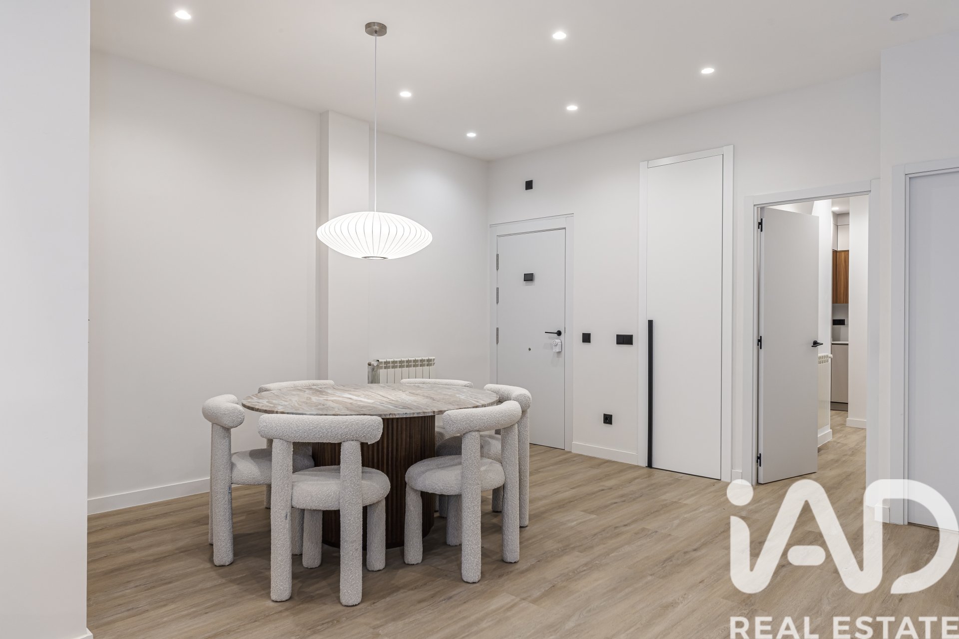 Apartment in Madrid, Spain 2 bedrooms, 113 sq.m. No. 172530