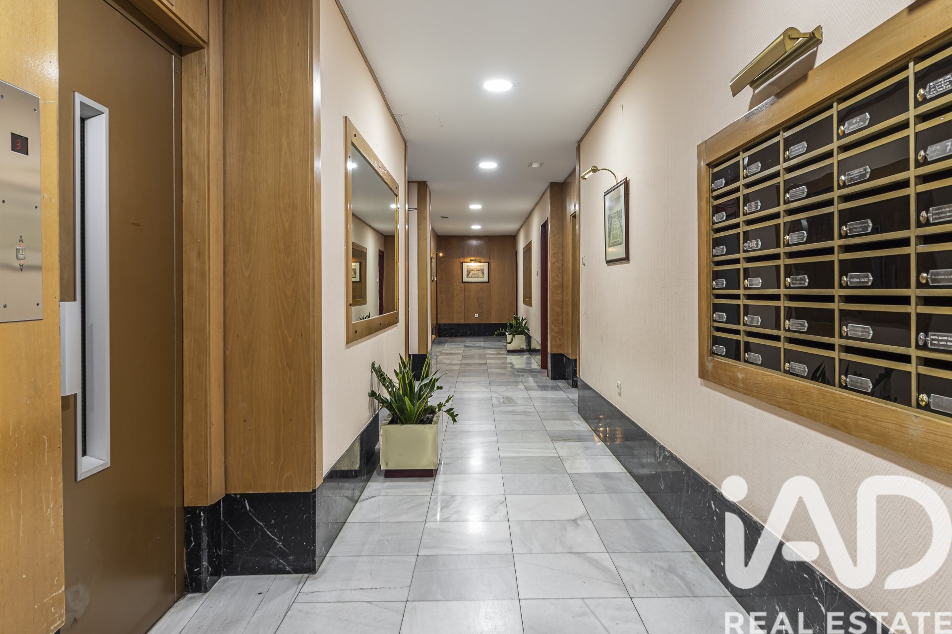 Apartment in Madrid, Spain 2 bedrooms, 113 sq.m. No. 172530