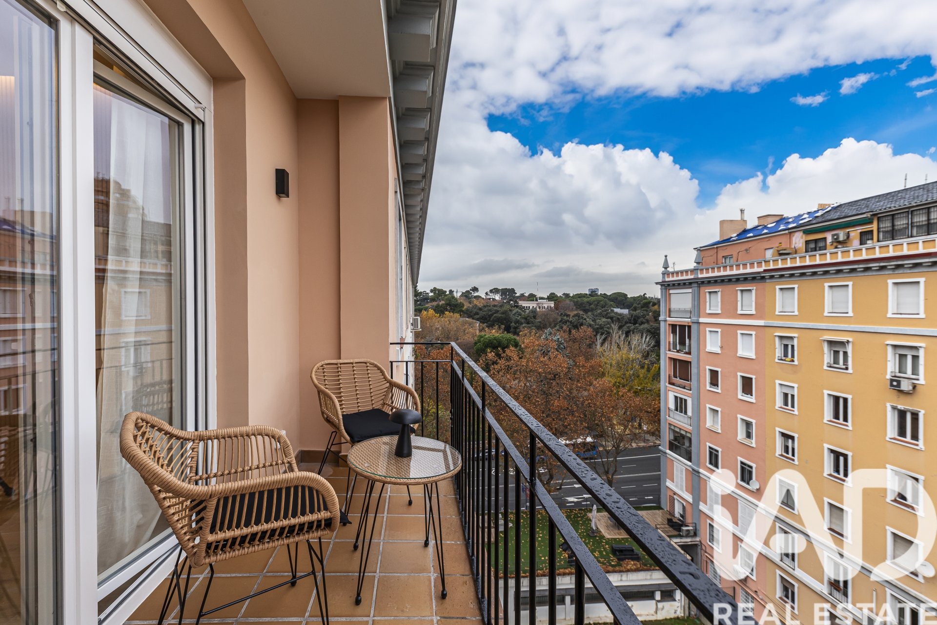 Apartment in Madrid, Spain 2 bedrooms, 113 sq.m. No. 172530