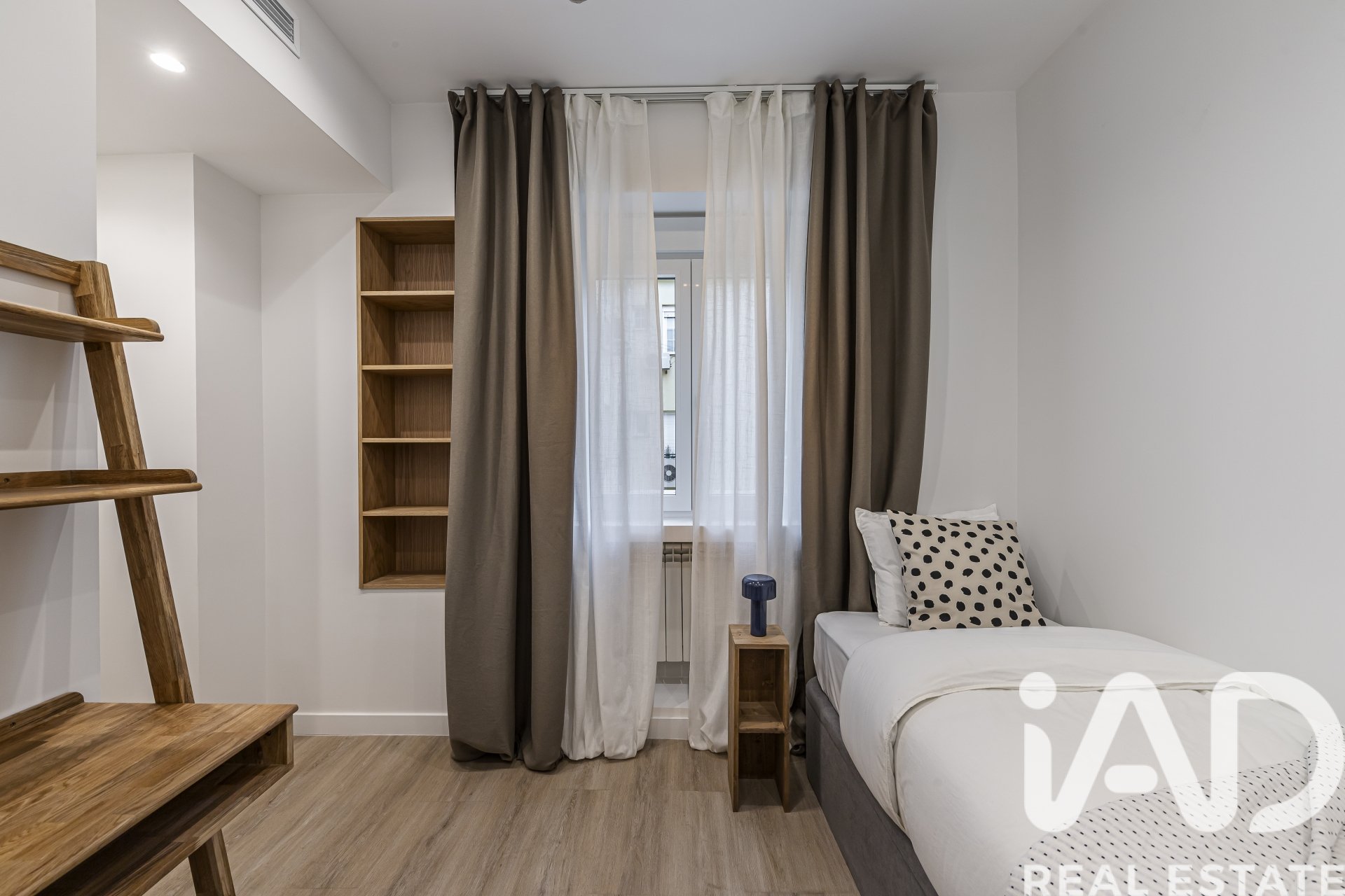 Apartment in Madrid, Spain 2 bedrooms, 113 sq.m. No. 172530