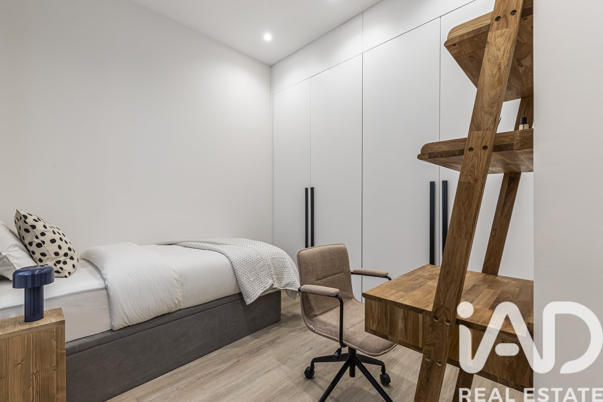 Apartment in Madrid, Spain 2 bedrooms, 113 sq.m. No. 172530