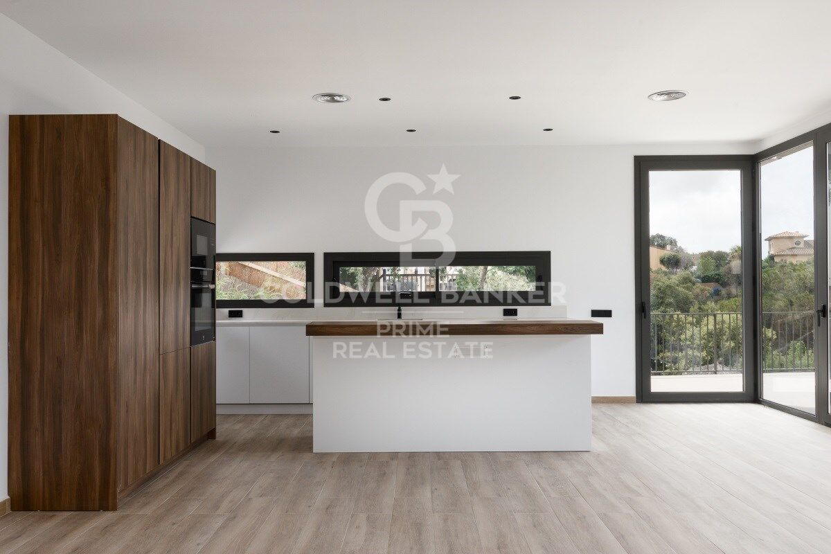 Сasa en Begur, Gerona, España 4 dormitorios, 282 m2 No. 160405