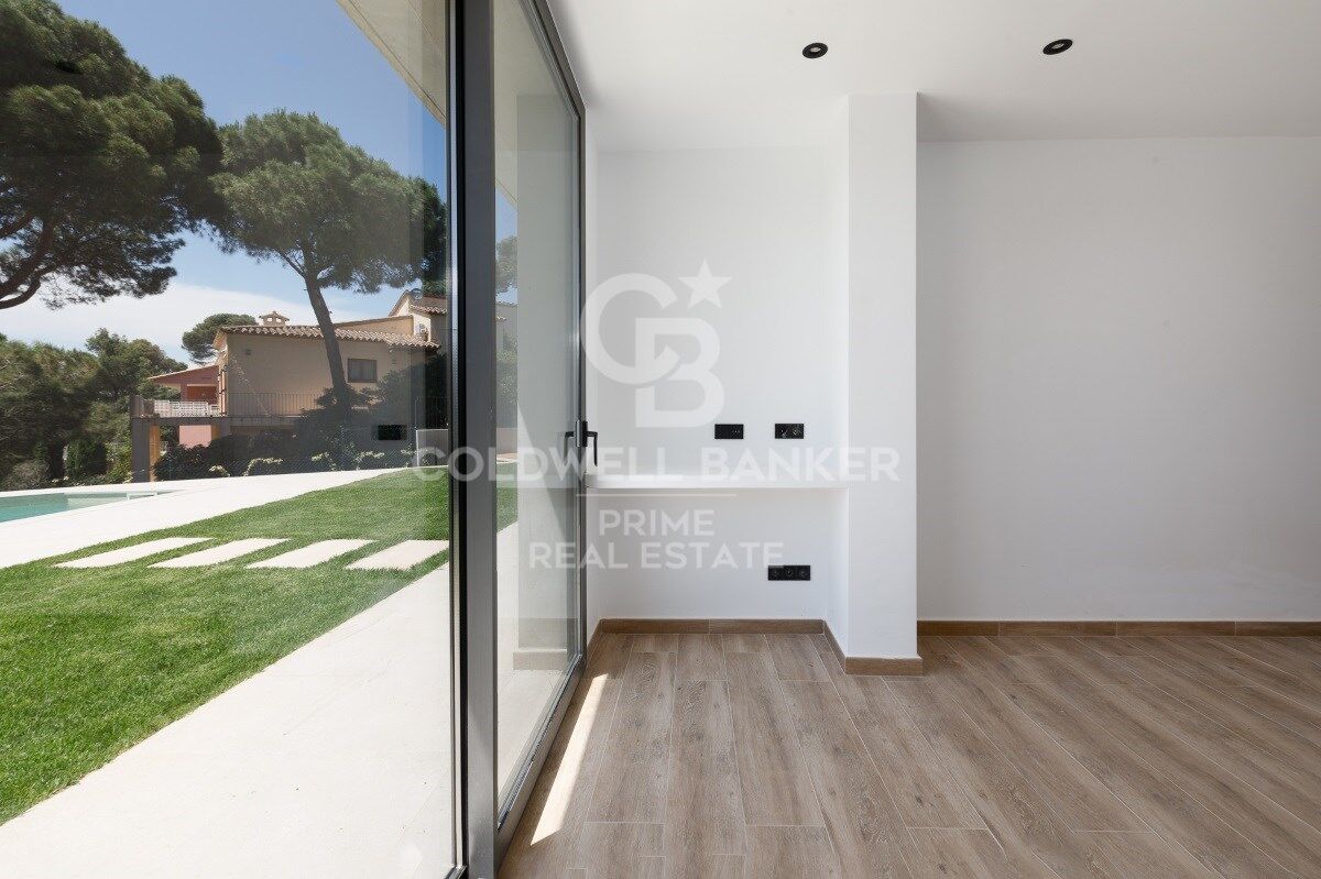 Сasa en Begur, Gerona, España 4 dormitorios, 282 m2 No. 160405